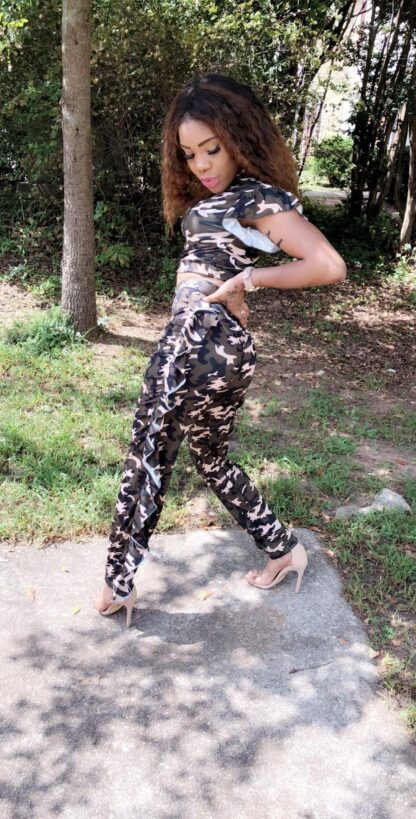 Legendary in These Streets Camo 2 Piece Set - Image 15