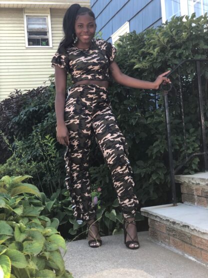 Legendary in These Streets Camo 2 Piece Set - Image 5