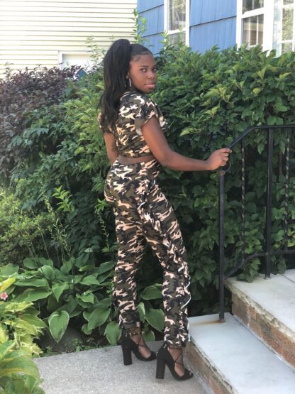 Legendary in These Streets Camo 2 Piece Set - Image 9