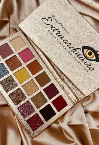 Extraordinaire Eyeshadow Palette