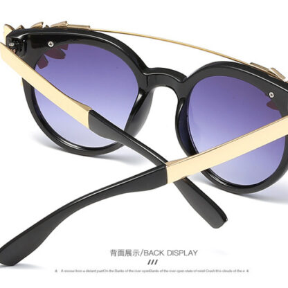 Oceans Rise Stylish Sunglasses - Image 5