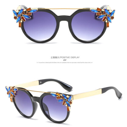 Oceans Rise Stylish Sunglasses - Image 4