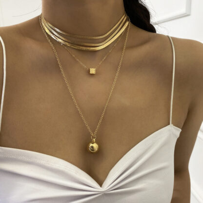 Roll The Dice Necklace Set