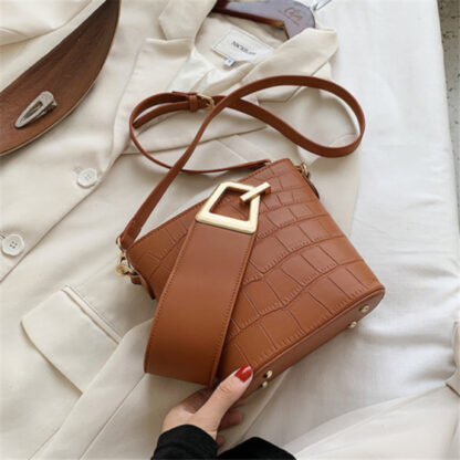 Lovely Bucket Bag - Image 4