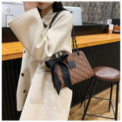 Henry Bow Purse - Image 4