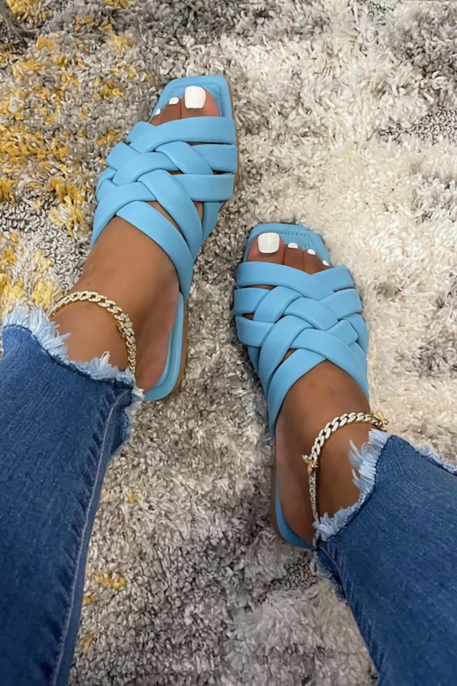 Kelsey Sandals – Closet Extraordinaire